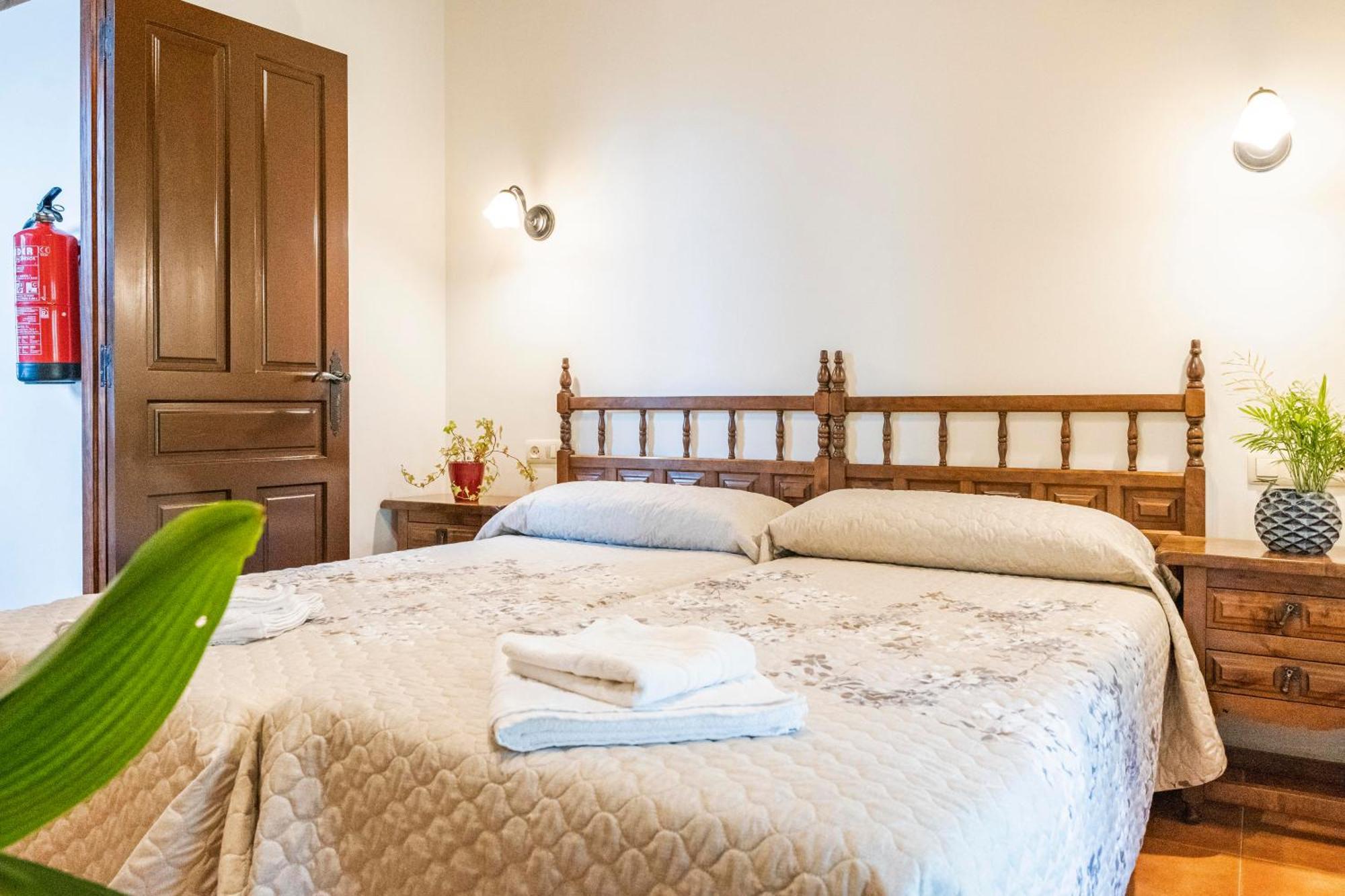Apartamentos De Turismo Rural Buena Vista Onís Extérieur photo
