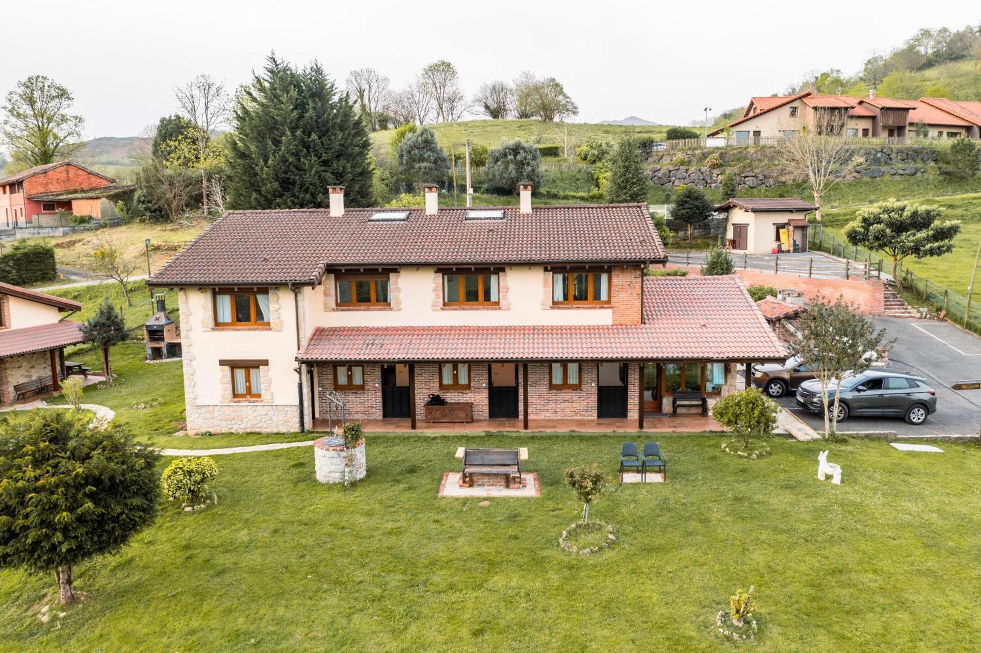 Apartamentos De Turismo Rural Buena Vista Onís Extérieur photo