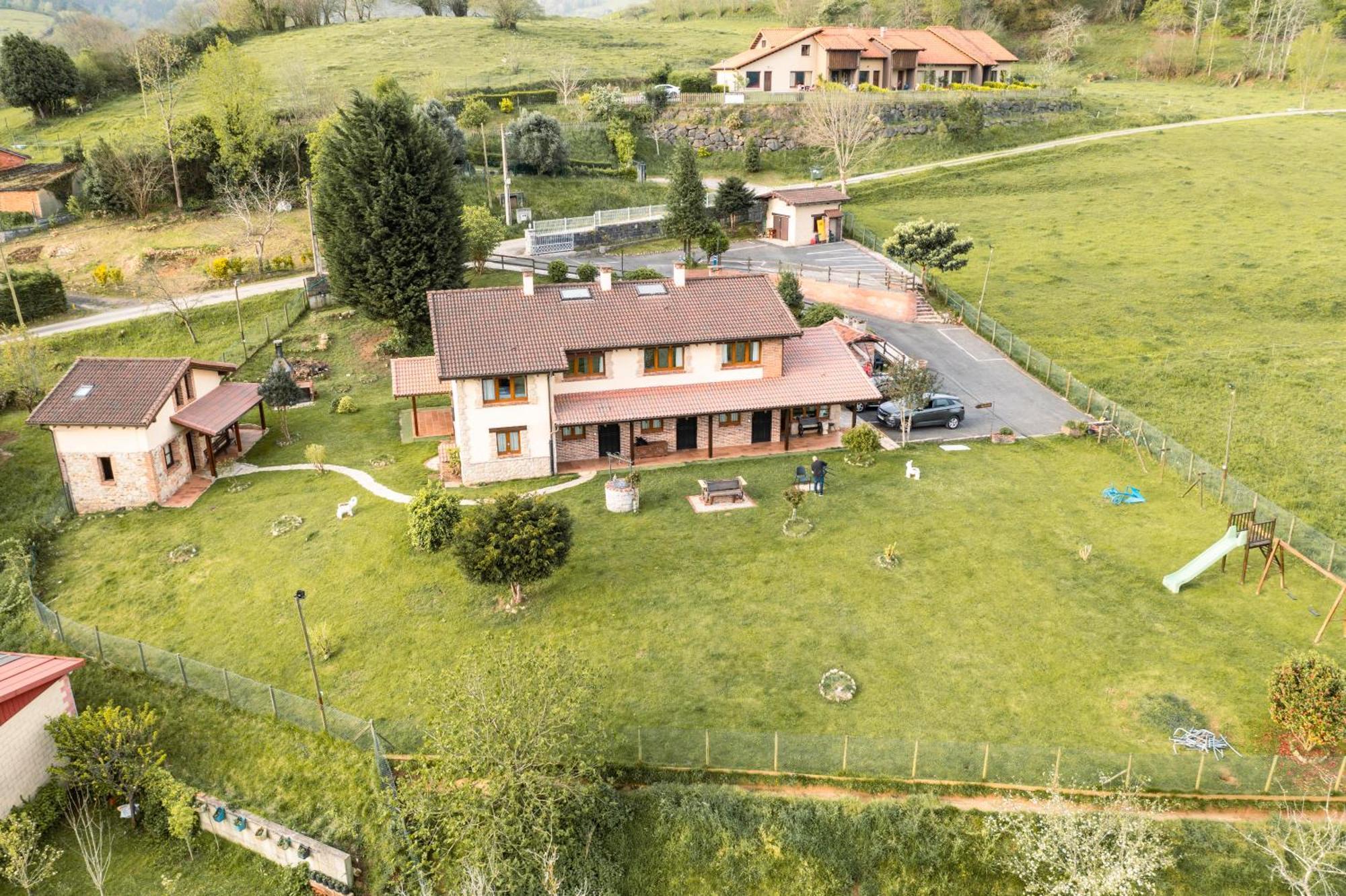 Apartamentos De Turismo Rural Buena Vista Onís Extérieur photo