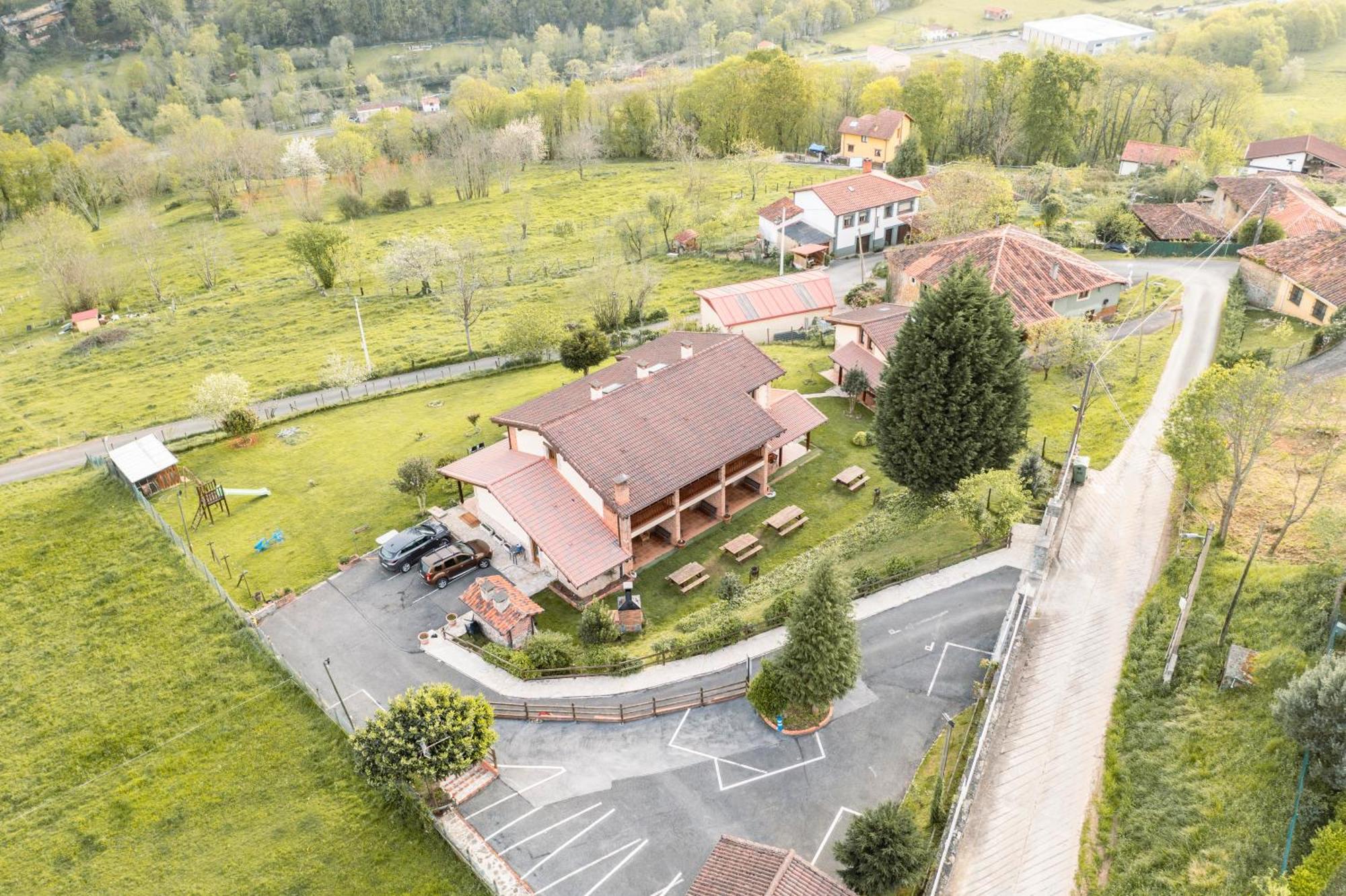 Apartamentos De Turismo Rural Buena Vista Onís Extérieur photo