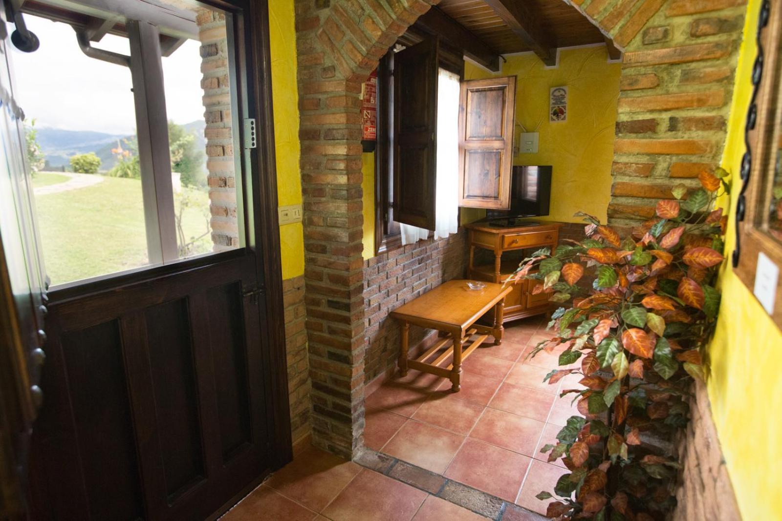 Apartamentos De Turismo Rural Buena Vista Onís Extérieur photo